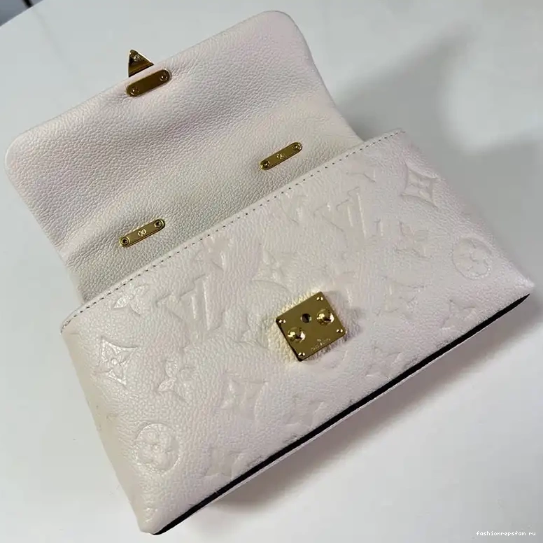 Fashionrep LV 2411YA0295 Bags 0601